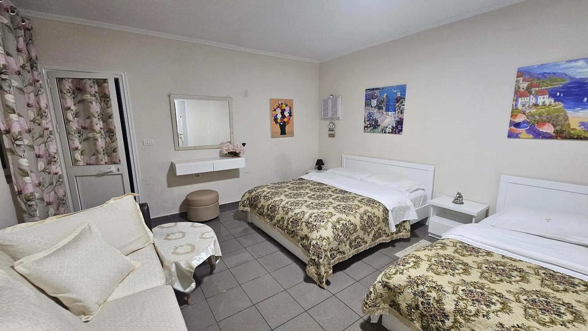 公寓 Endi City Centre Room 地拉那